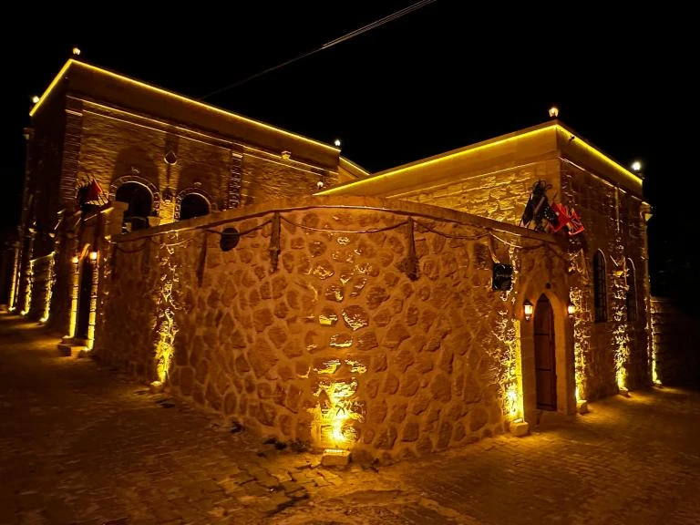 Seyri Asur Konağı Mardin Midyat Ulucami