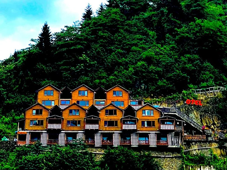Seyri Panorama Bungalov Rize Çamlıhemşin Merkez Mah