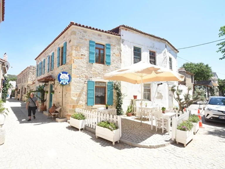 Sim Otel İzmir Foça Yeni Foça