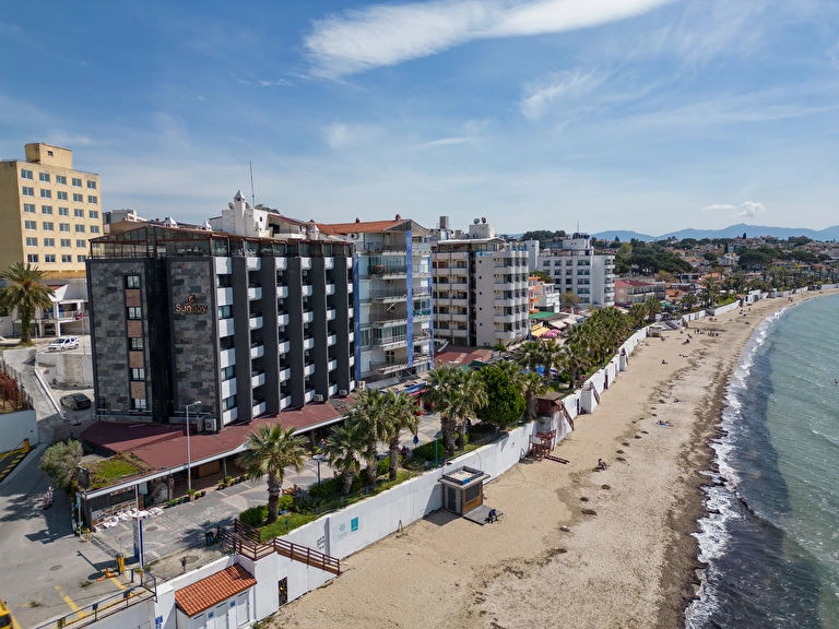 Sunday Beach Hotel Aydın Kuşadası Kadınlar Denizi