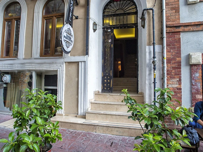 Taksim Park Suite İstanbul Beyoğlu Şehit Muhtar