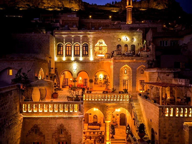 Tarihi Selçuklu Konağı Mardin Artuklu Teker