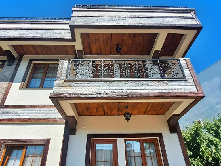 Taş Konak Erdek Balıkesir Erdek Halitpaşa Mahallesi