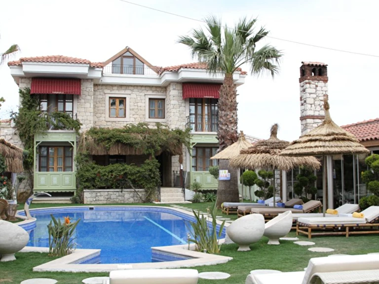 Tasquartas Otel Alaçatı İzmir Çeşme Alaçatı
