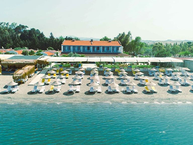 Teos Ormancı Tatil Köyü İzmir Seferihisar Akarca