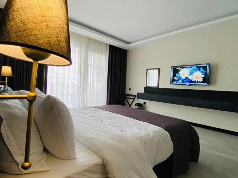 The Reference Club Restaurant & Konaklama The Reference Club Restaurant & Konaklama Kırklareli Lüleburgaz Köy İçi Mahallesi