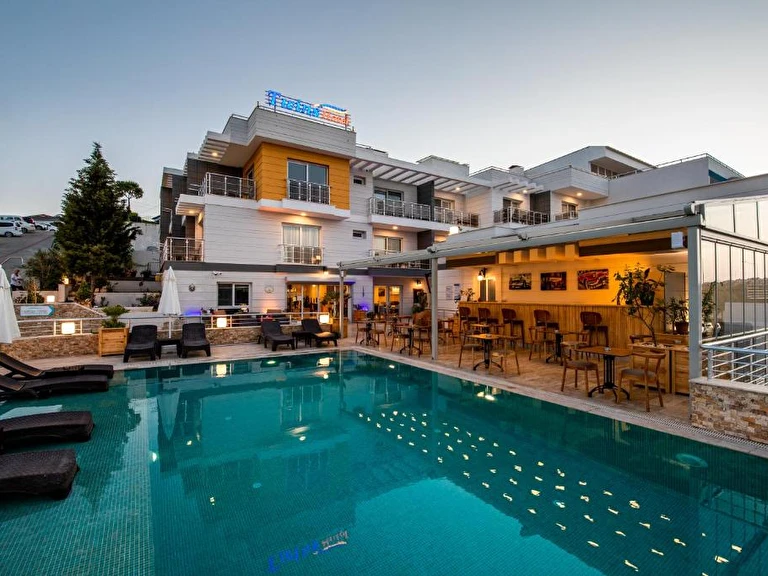 Twins Hotel Çeşme İzmir Çeşme Boyalık