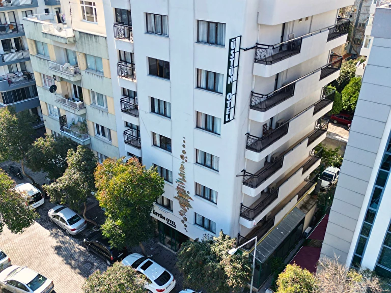 Üstün Otel Alsancak İzmir Konak Alsancak