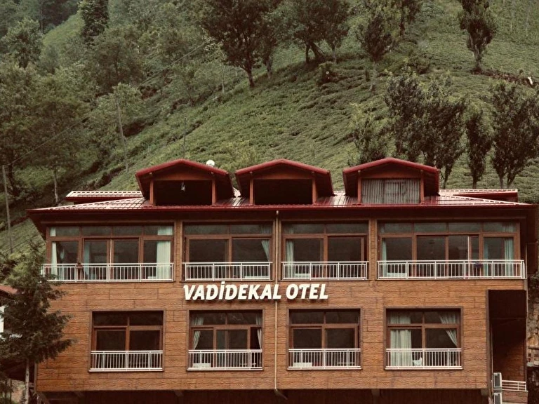 Vadidekal Suit Hotel Rize Çamlıhemşin