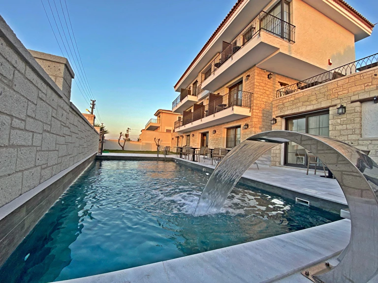 Vahide Dalyan İzmir Çeşme Dalyan