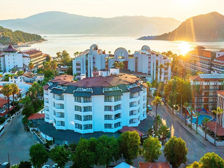 Verde Hotel İçmeler (+16) Muğla Marmaris Marmaris İçmeler