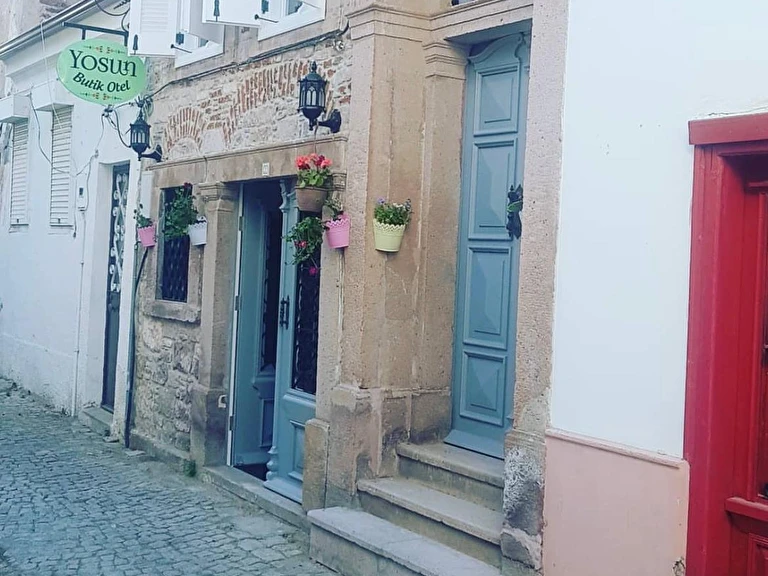 Yosun Konuk Evi Balıkesir Ayvalık Hayrettinpaşa