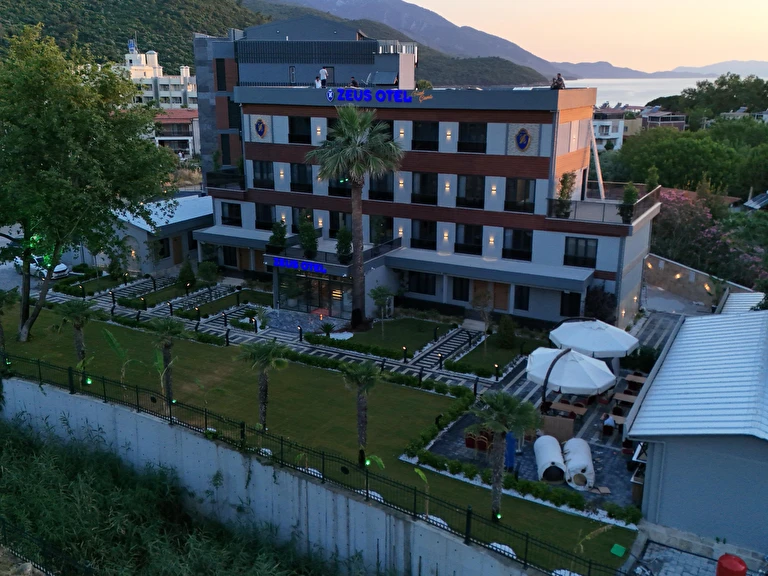 Zeus Otel Güzelçamlı Aydın Kuşadası Güzelçamlı