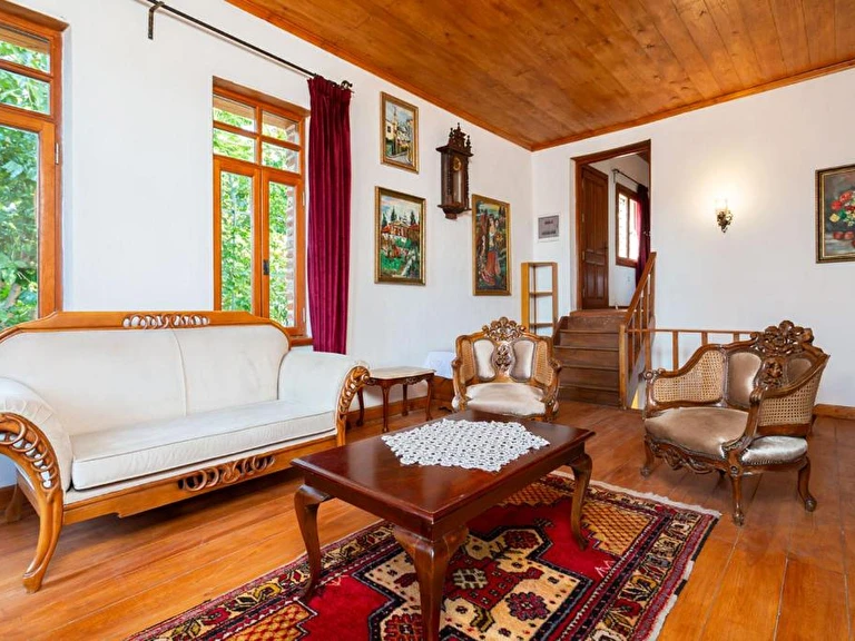 Zeytinli Taş Ev Konak İzmir Konak