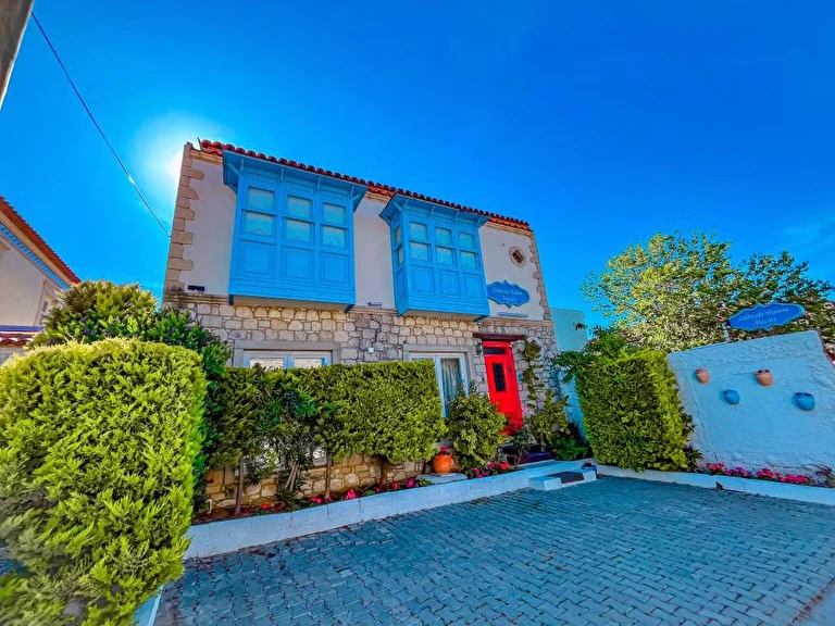 Zübeyde Hanım Alaçatı Otel İzmir Çeşme Alaçatı
