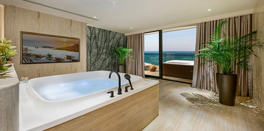 Regnum The Crown Antalya Belek 