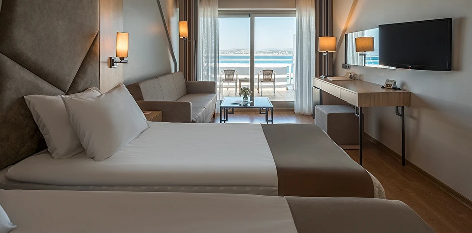 Deluxe Oda ( Deniz Manzaralı )