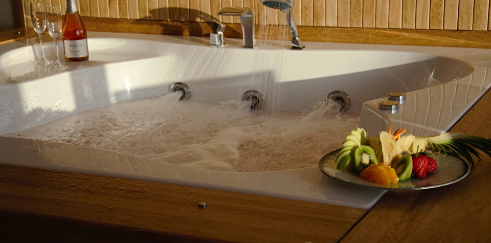 Jakuzi Suite Deniz Manzaralı