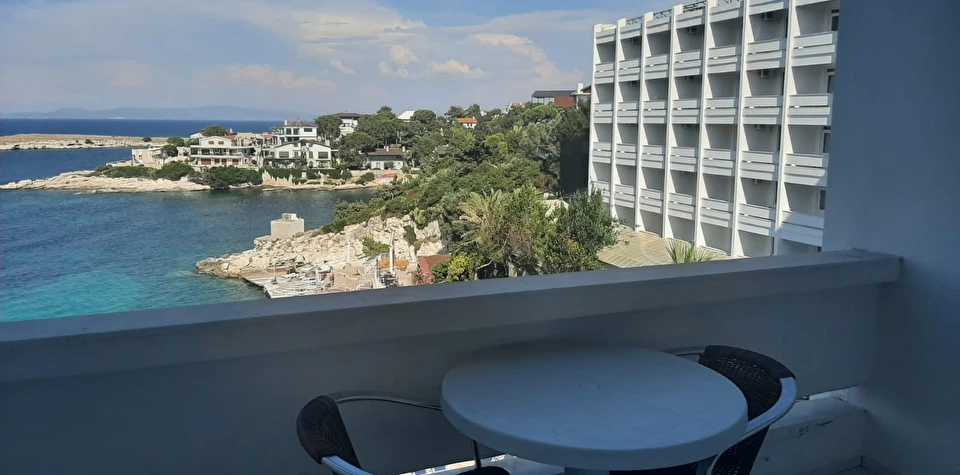 Standart Deniz Manzaralı Oda