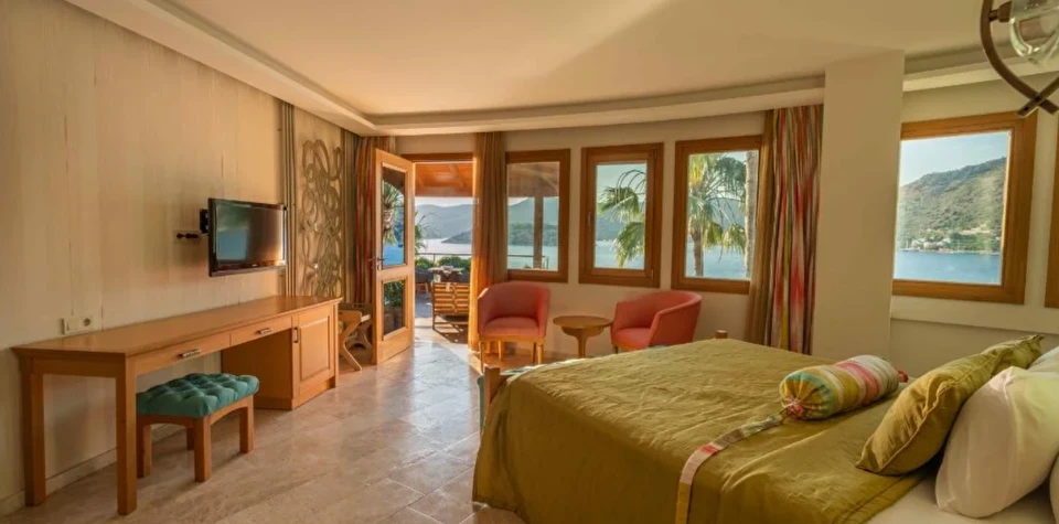 Penthouse Suite, Deniz Manzaralı