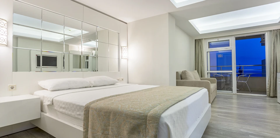 Premium Deniz Manzaralı Oda