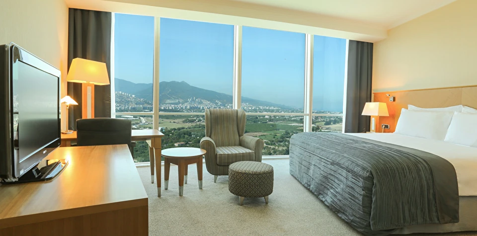 Doğa Manzaralı Club Oda