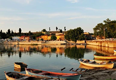 1 Mayıs Özel Günübirlik Bursa Gölyazı Köyü Uluabat Gölü Cumalıkızık Köyü Turu