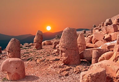 19 Mayıs Özel Uçaklı Tarihin Sıfır Noktası Göbeklitepe Mardin Nemrut Turu Thy ile / 3 Gece Otel Konaklaması