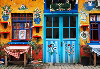 23 Nisan Özel Bursa İznik Trilye Mudanya Gölyazı Turu / 1 Gece Otel Konaklaması