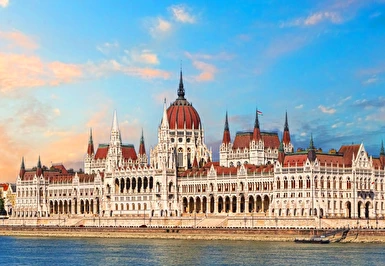 Ajet Havayolları ile Viva Orta Avrupa Hallstatt 5 Ülke Turu PRG - BUD
