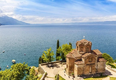 Balkan Güzelleri Ajet Havayolları ile Kosova Makedonya Turu