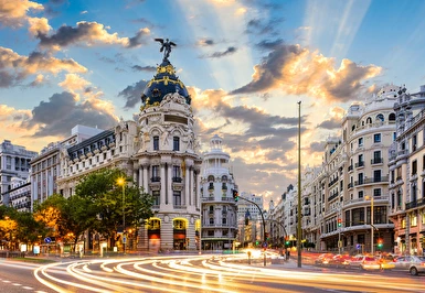 Barselona Madrid Noel Pazarları Turu AJet Hy. ile Girona Şehir Turu Dahil (GRO-ABC)