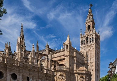 Endülüs Turu Pegasus Havayolları ile 4 Gece 5 Gün Kış 2027 SVQ - SVQ