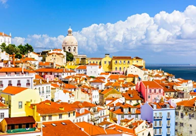 İzmir Çıkışlı Mega Portekiz Endülüs İspanya Turu Sunexpress ile 9 Gece 10 Gün BCN-OPO (IS001)