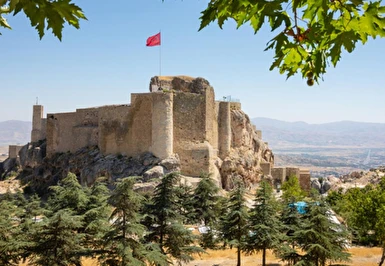 İzmir Uşak Afyon Çıkışlı Doğu Anadolu İncileri Turu / 5 Gece Otel Konaklaması