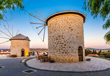 Kurban Bayramı Özel Kuşadası Çeşme Alaçatı Efes Şirince Turu / 1 Gece Otel Konaklaması İstanbul Bursa Çıkışlı
