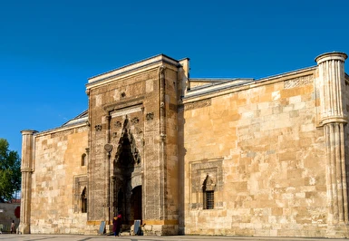 Kurban Bayramı Özel Uçaklı Doğu Anadolu İncileri Turu Pegasus ile / 5 Gece Otel Konaklaması