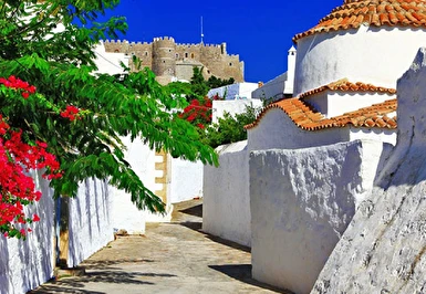 Kuşadası Hareketli Feribot ile Patmos Adası Turu 1 Gece 2 Gün 