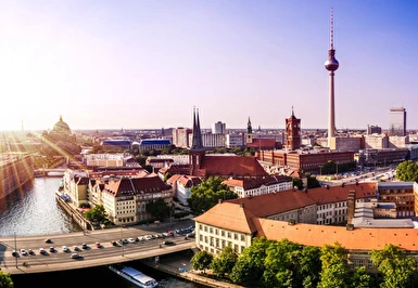 Ren'den Baltıklar'a Almanya Polonya Litvanya Estonya Turu Thy İle 7 Gece 8 Gün BER-TLL