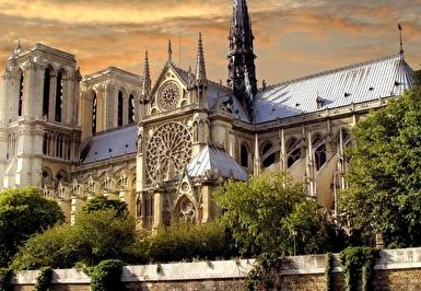 Romantik Şehir Paris Turu Ajet ile 3 Gece 4 Gün