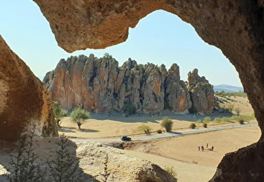 Salda Gölü Pamukkale Ayazini Frig Vadisi Turu / 1 Gece Otel Konaklaması