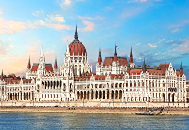 Silver Tuna'nın Üç Başkenti Avusturya Slovakya Macaristan Turu Ajet ile 4 Gece 5 Gün Vie-bud