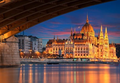 Uçaklı Orta Avrupa Masalı Ajet Havayolları ile 7 Gece 8 Gün