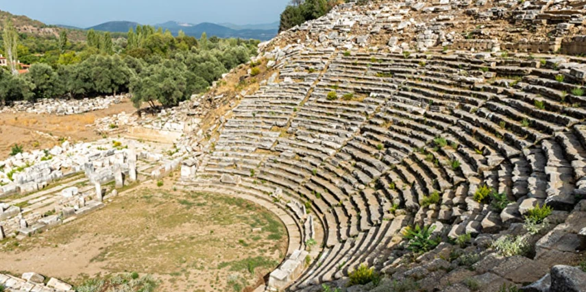 1 Mayıs Özel Ege'nin Saklı Köyleri Turu / 2 Gece Otel Konaklaması İstanbul Bursa İzmir Çıkışlı