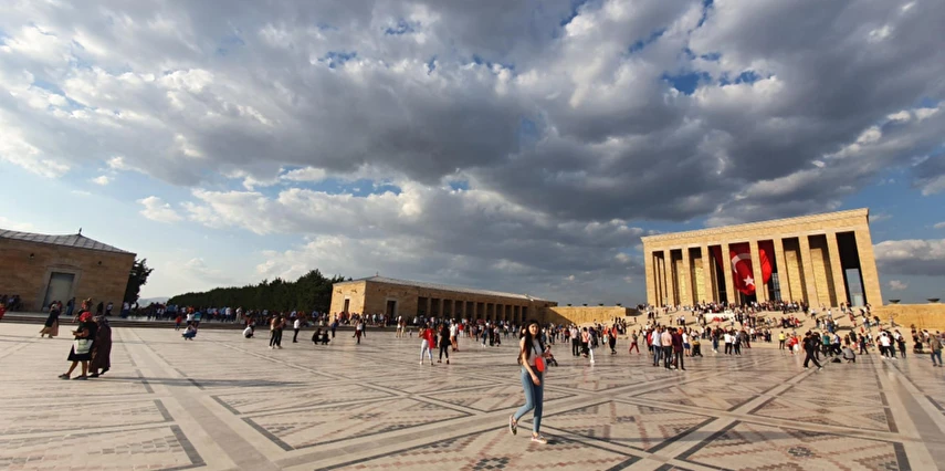 1 Mayıs Özel Günübirlik Ankara Anıtkabir Turu