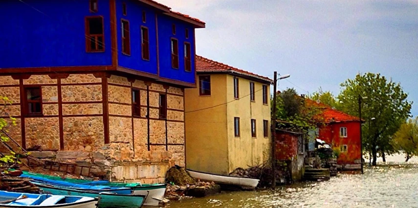 1 Mayıs Özel Günübirlik Bursa Gölyazı Köyü Uluabat Gölü Cumalıkızık Köyü Turu