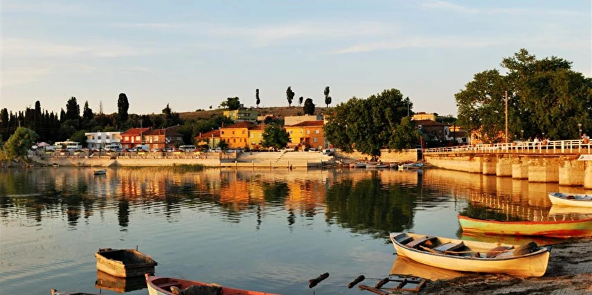 1 Mayıs Özel Günübirlik Bursa Gölyazı Köyü Uluabat Gölü Cumalıkızık Köyü Turu