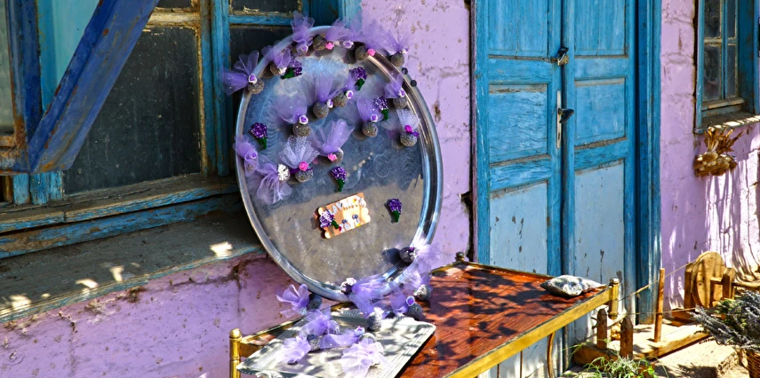 1 Mayıs Özel Lavanta Bahçeleri Salda Gölü Sagalassos ve Pamukkale Turu / 1 Gece Otel Konaklaması