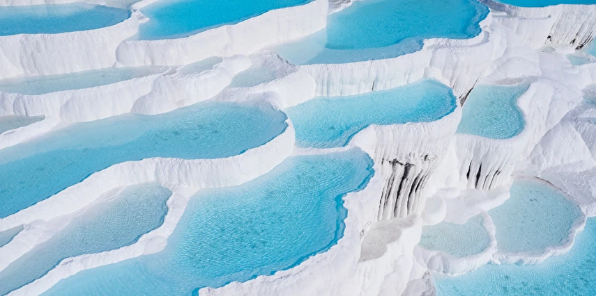 1 Mayıs Özel Lavanta Bahçeleri Salda Gölü Sagalassos ve Pamukkale Turu / 1 Gece Otel Konaklaması