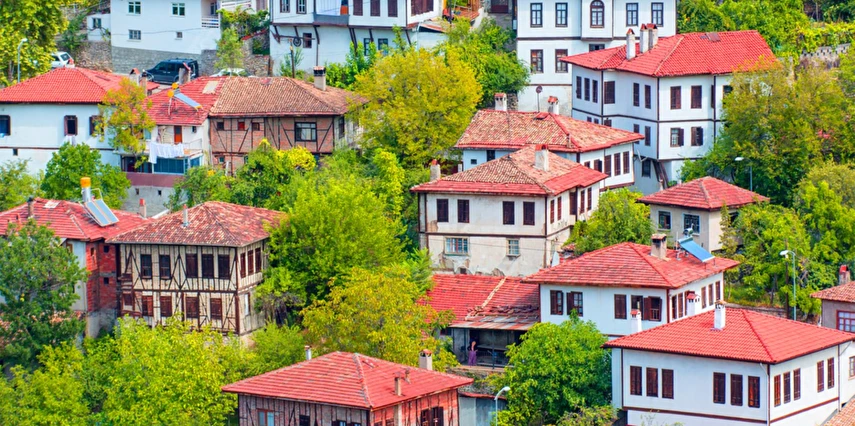 1 Mayıs Özel Safranbolu Amasra Abant Turu / 1 Gece Otel Konaklaması